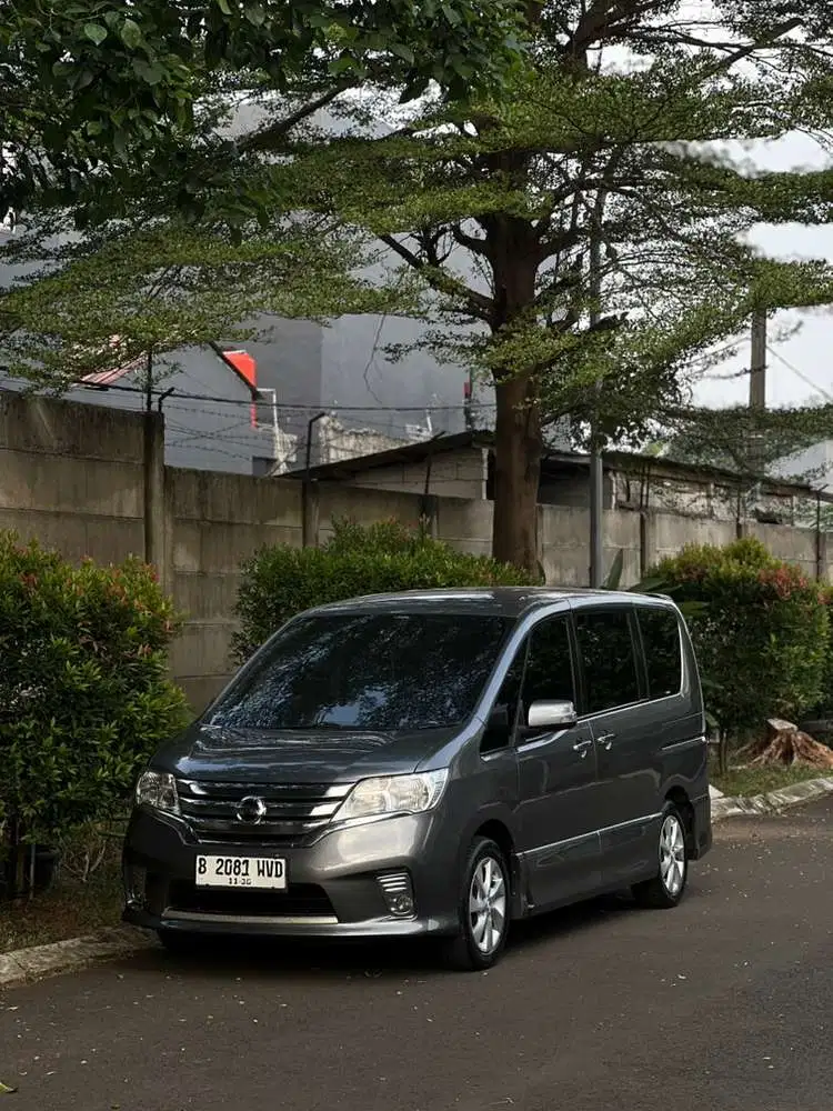 Nissan Serena 2013 Bensin