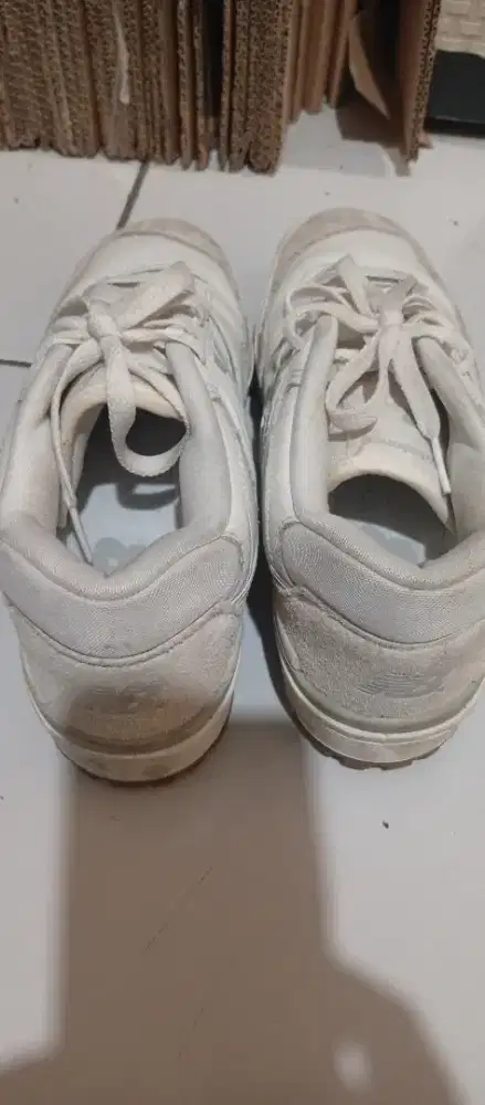 Dijual nb550 wgu mulus size 40