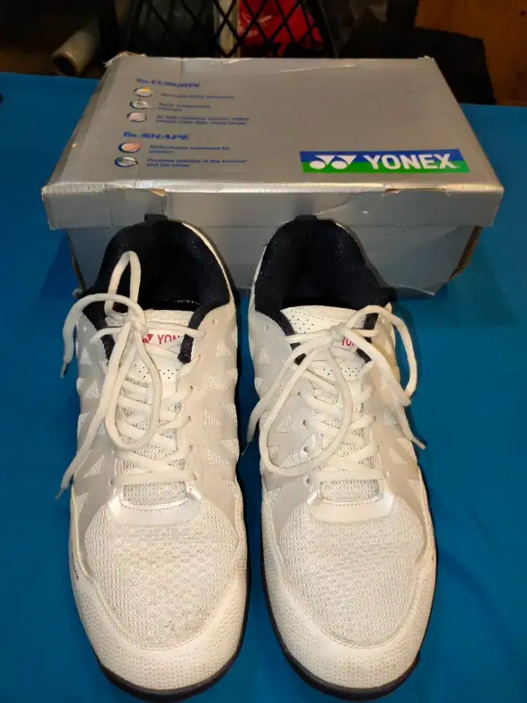 Sepatu Yonex Badminton Original