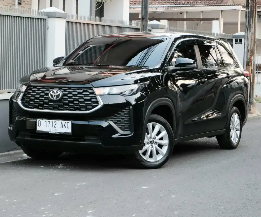 INNOVA ZENIX G 2.0 AT 2022 KM 63rb RECORD TOYOTA BANDUNG