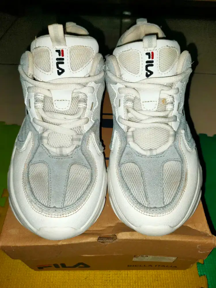Sepatu fila original