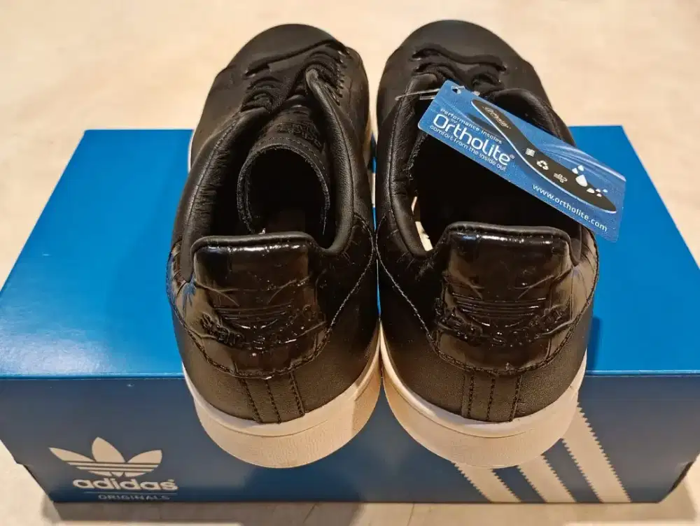 Sepatu Adidas Stan Smith
