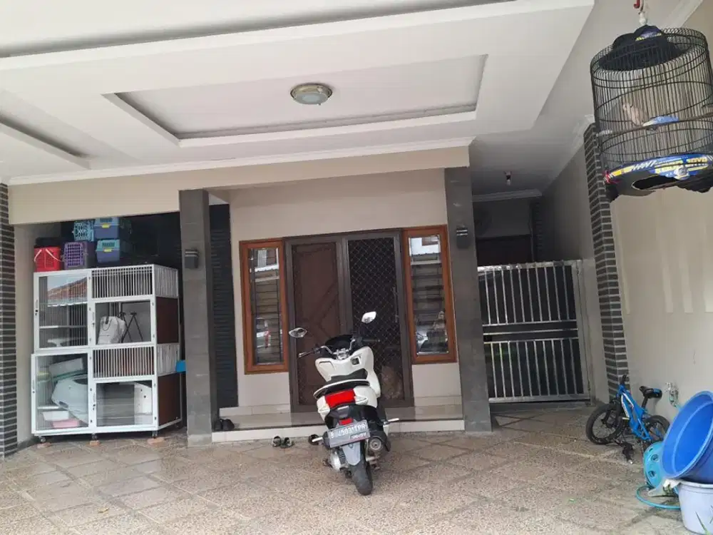 Dijual Cepat Rumah Rapi siap Huni di Perumahan Puri Bumi Respati di Bambu Apus, Cipayung, Jakarta Timur