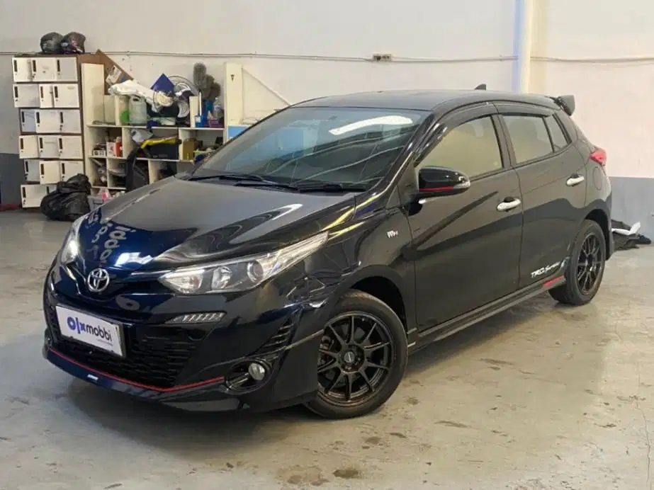 Low KM Toyota Yaris 1.5 TRD Sportivo Bensin-AT 2020 Hitam BBGX