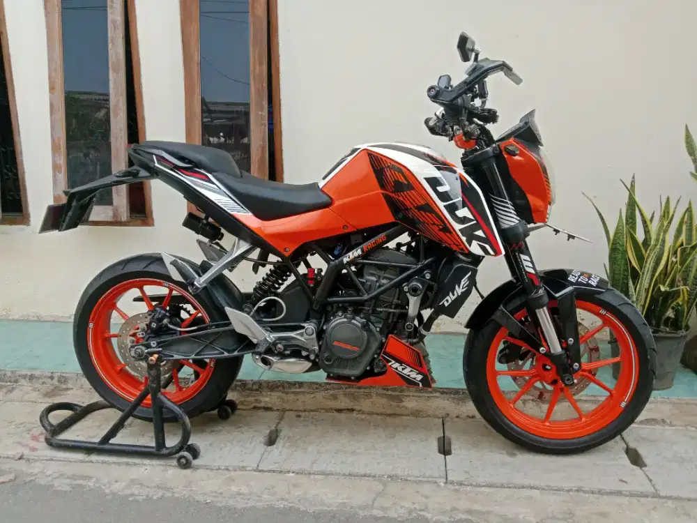 KTM DUKE 200CC 2017 SURAT LENGKAP