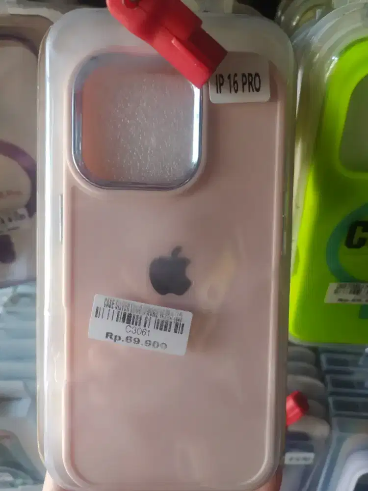 CASE SILVER LOGO IPHONE 16 PRO