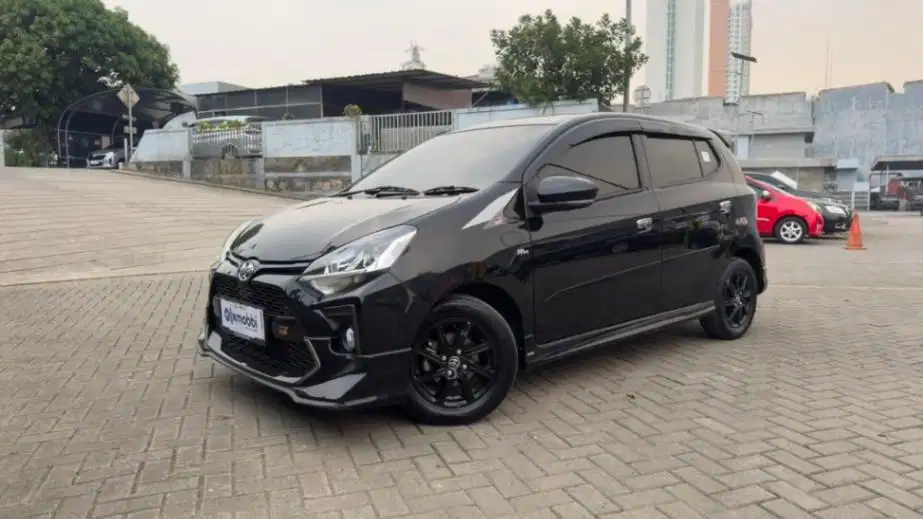 KM Rendah - Toyota Agya 1.2 GR Sport Bensin-AT 2023