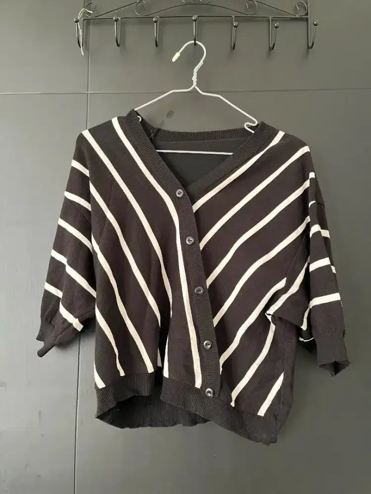 Baju wanita garis-garis preloved