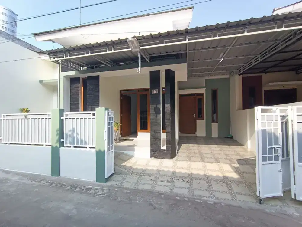 Rumah Strategis Siap Huni Hanya 80 Meter Dari Jalan Jogja - Solo