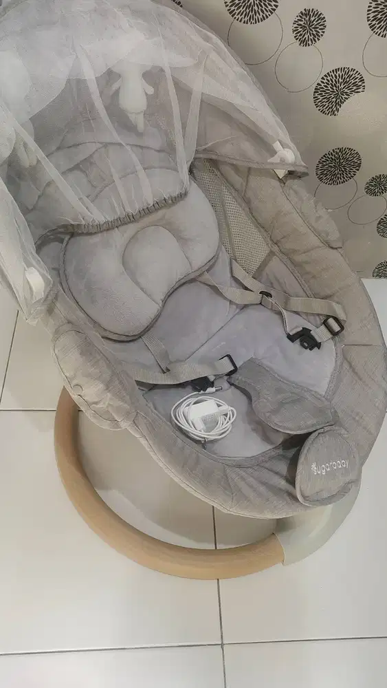 Bouncer Ayunan Bayi - Sugar Baby Hug Me Automatic Baby Swing Bed XL