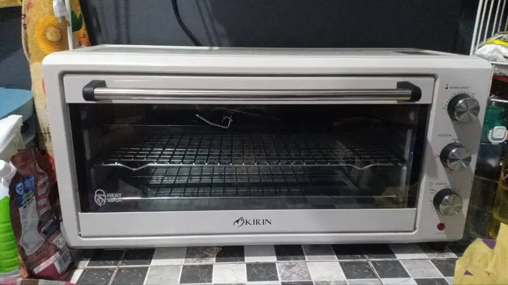 Oven listrik Kirin garansi on