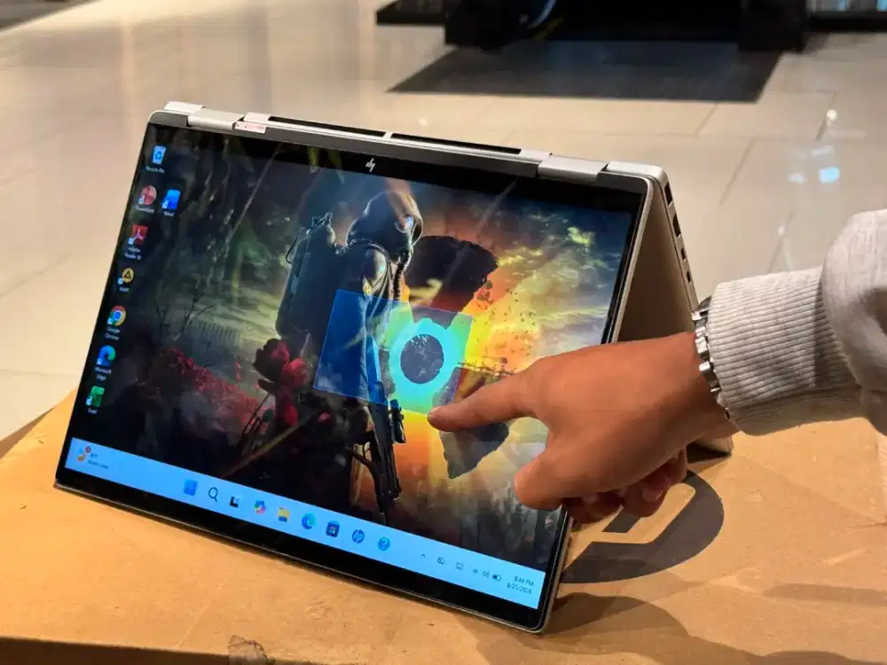 Laptop HP ENVY X360 Touchscreen/AMD Ryzen 7 8840HS/ RAM 16GB SSD 1TB