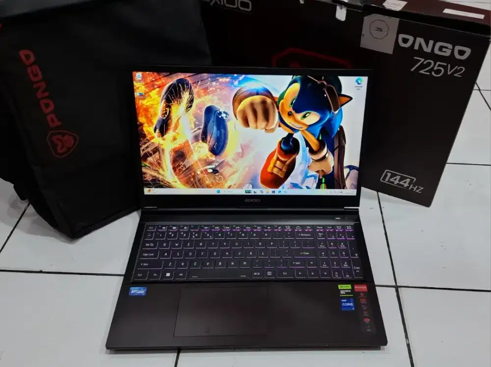 Laptop Axioo  Pongo 725 V2 Gaming Fulsett like new