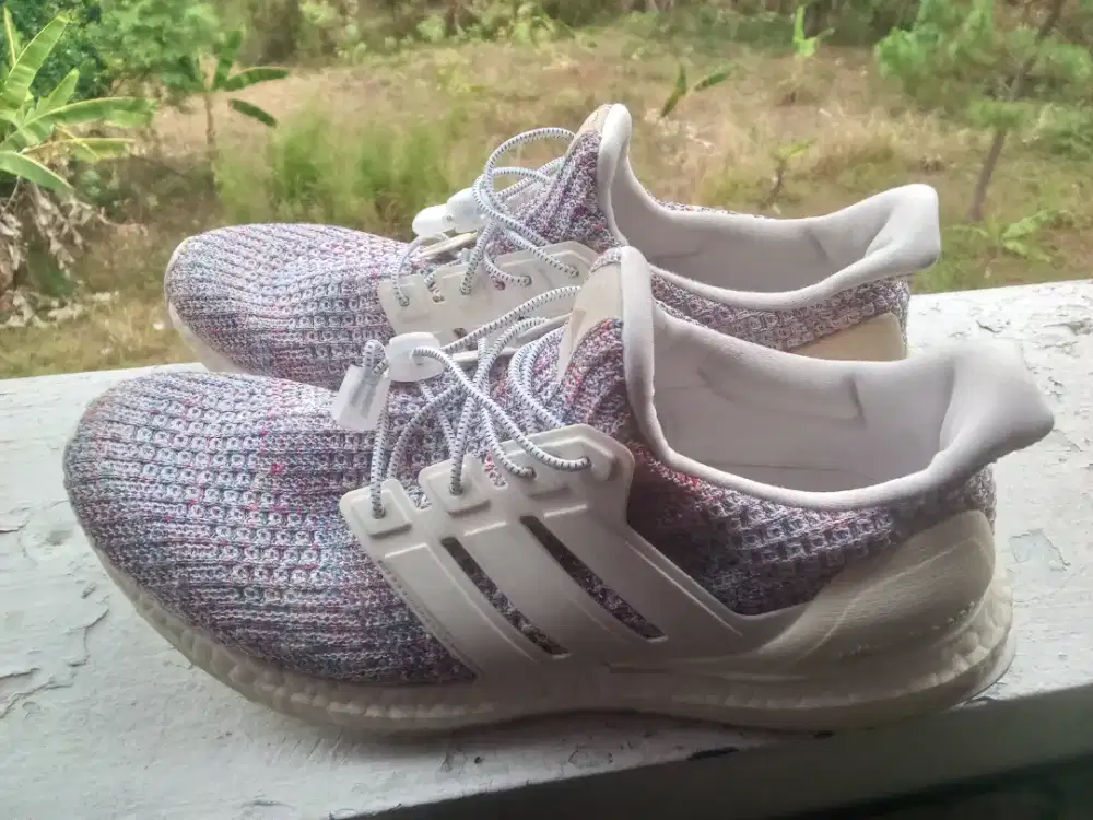 Sepatu Adidas ultra boost