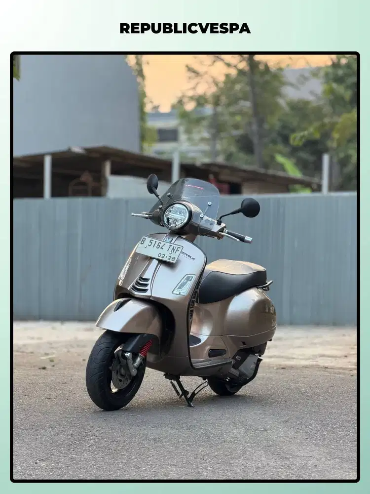 TERMURAHPIAGGIO VESPA GTS SUPER 150 IGET TAHUN 2022 BRONZE ANTICO