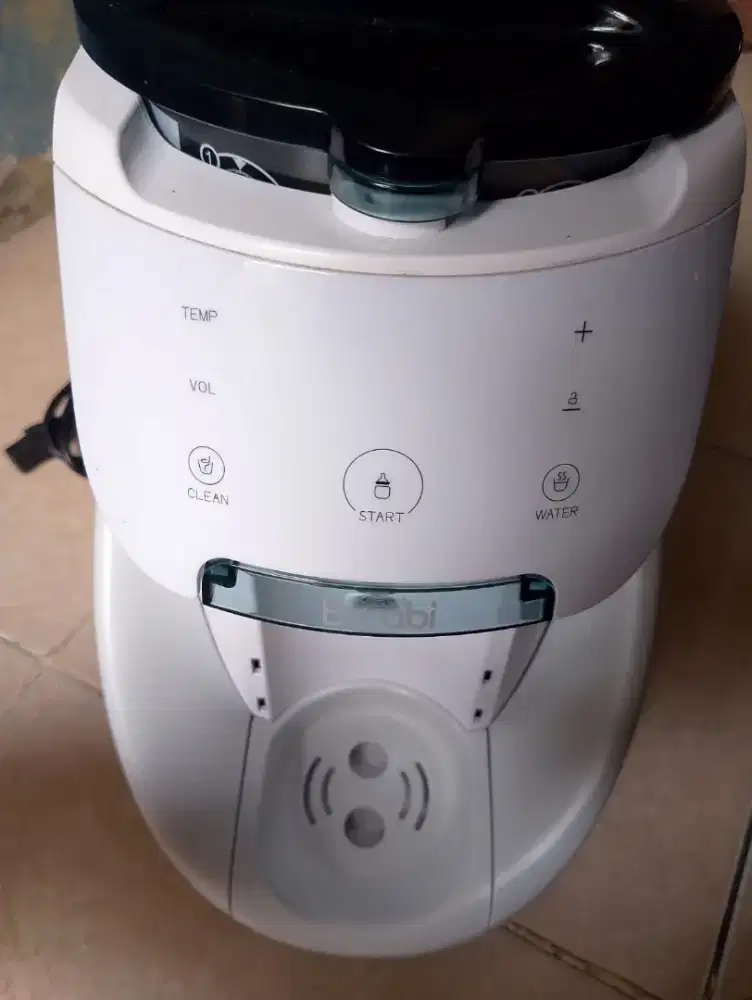Dispenser Burabi Bekas Kondisi Mulus – Air Panas & Dingin, Siap Pakai