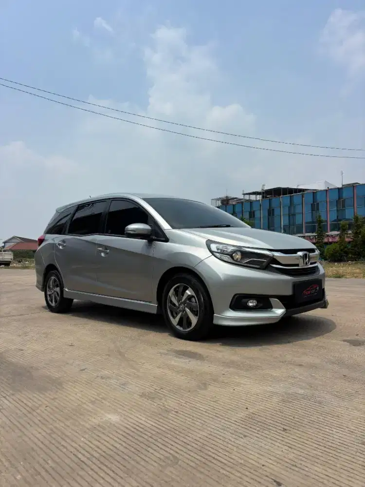 Honda Mobilio 1.5 E CVT 2019 bekas murah
