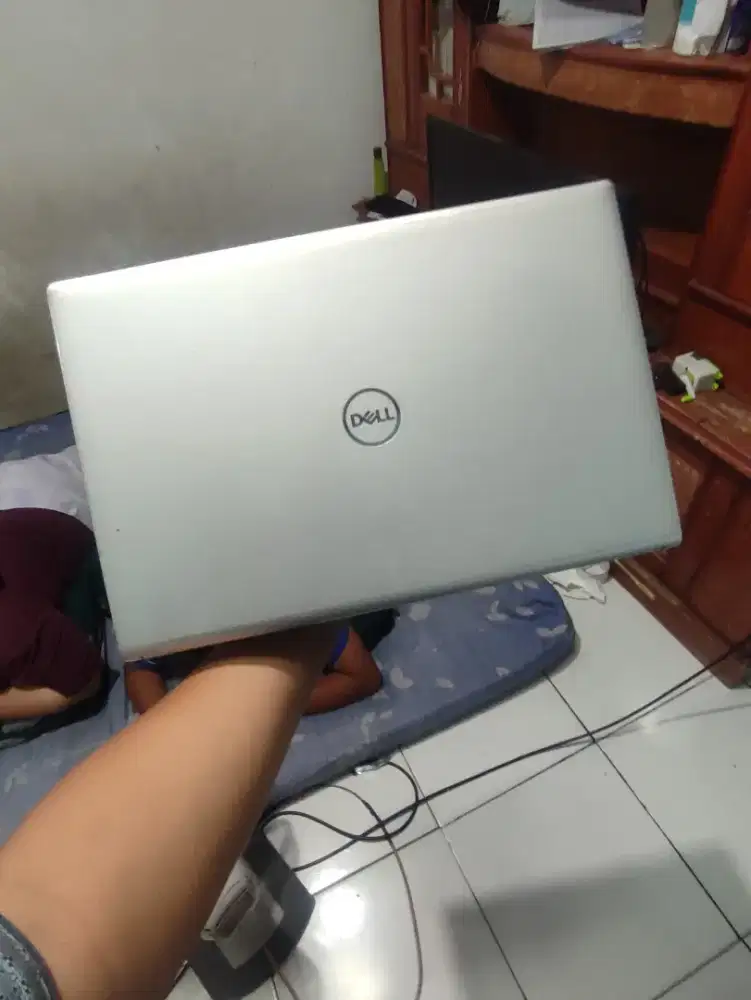 Dell Inspiron amd RIZen 7 -5700 ram 8gn Ssd 512gb mulus tas ORI dell