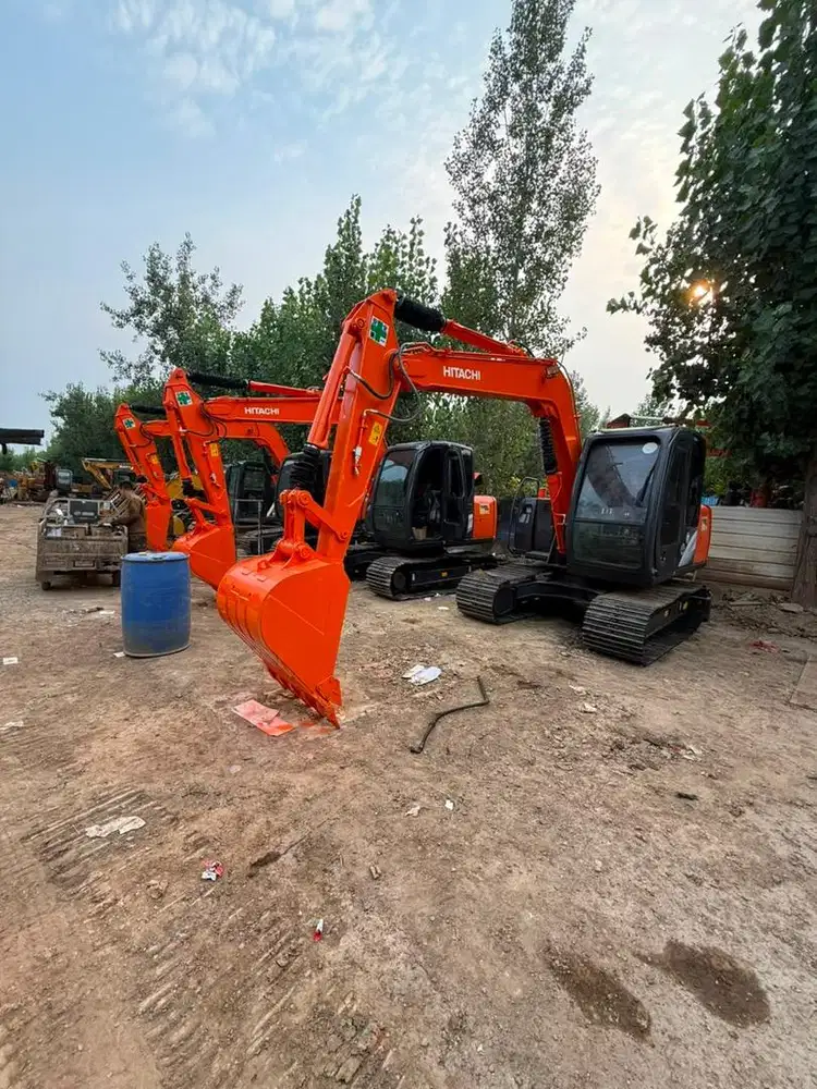 HITACHI ZAXIS 70