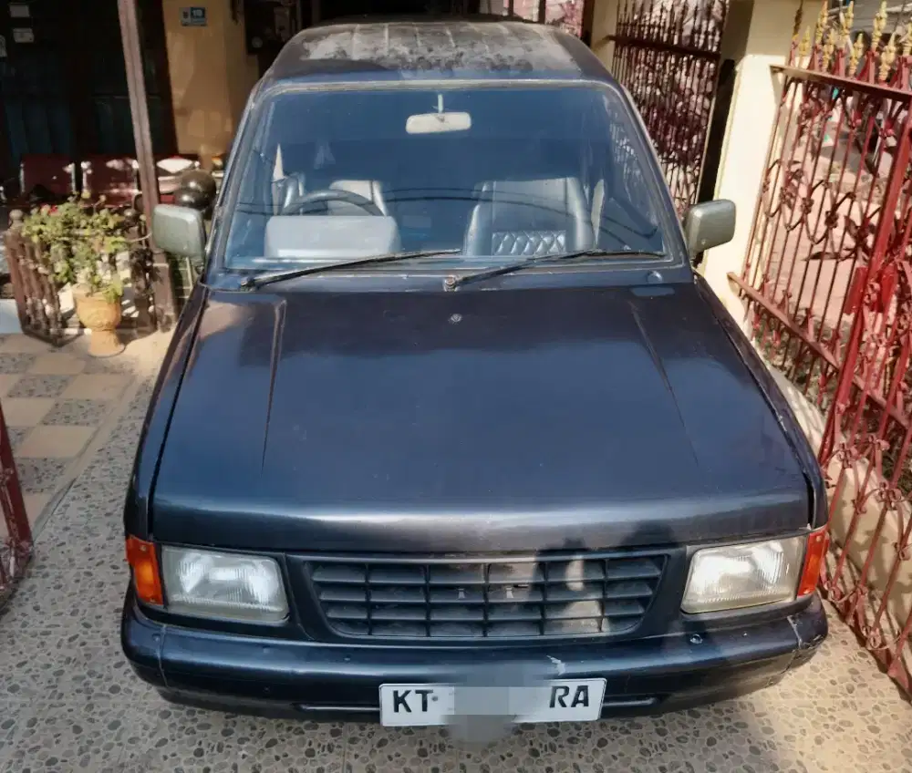 Isuzu Panther 2.3 Diesel Manual Tahun 1993