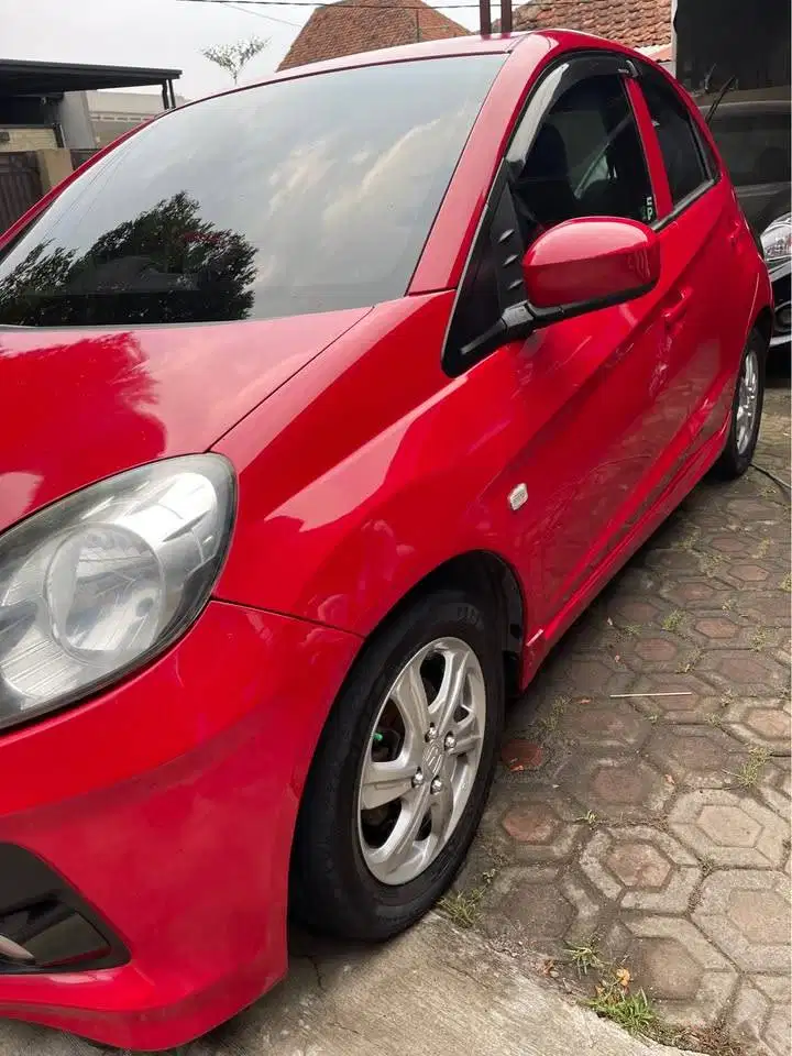 Honda Brio E Metik 2015 Kredit DP 10jt