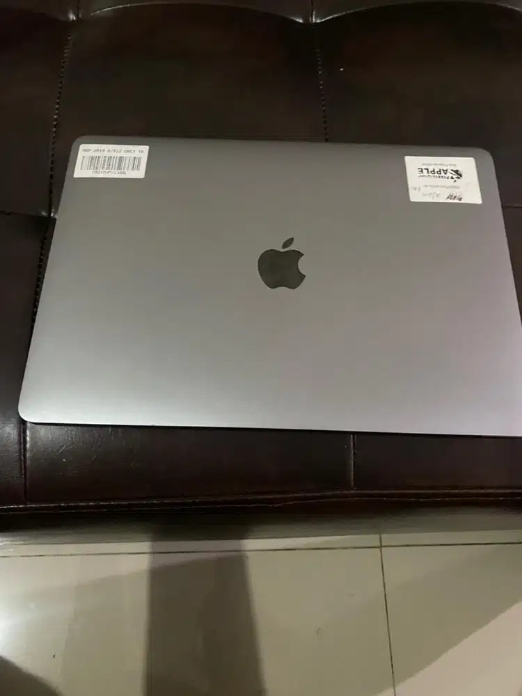 Macbook Pro 2019 8/512 GB