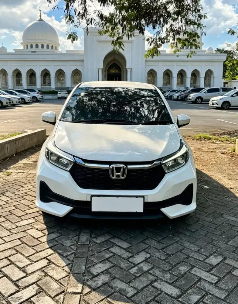 Honda Brio Satya 1,2 E metic