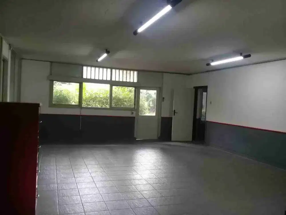 dijual bangunan lama tebet supomo Jakarta Selatan