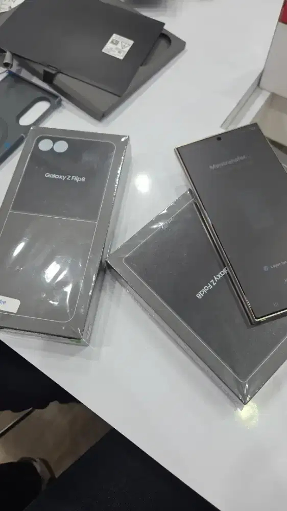 Samsung galaxy flip 8
