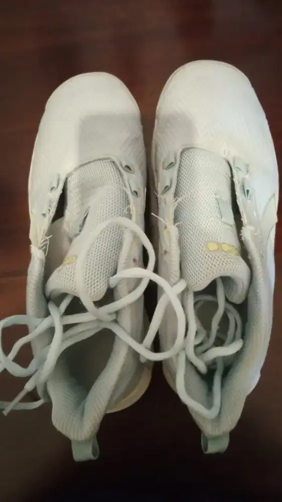 Preloved sepatu wanita