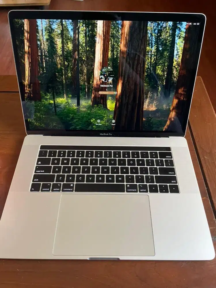 macbook pro 2018 16/512 touchbar
