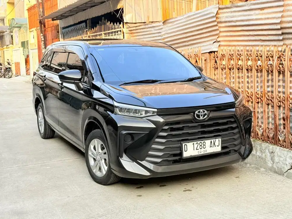 (Cash) Avanza 1.3 E MT 2023 Hitam Metalik Pajak2/27 Km50rb Record