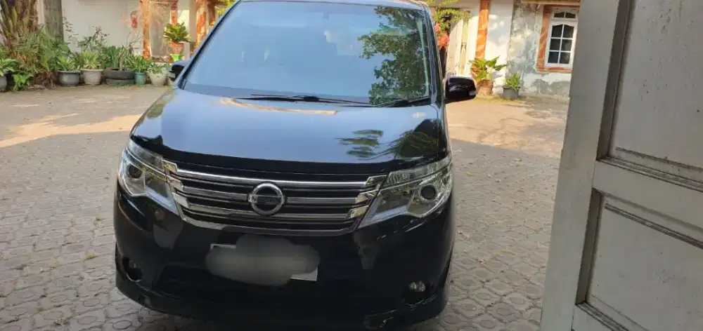Nissan Serena HWS AT 2015 Seri X