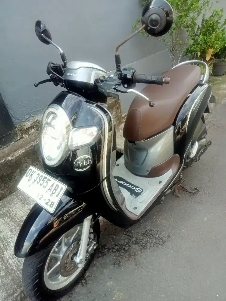 Scoopy tahun 2018 original