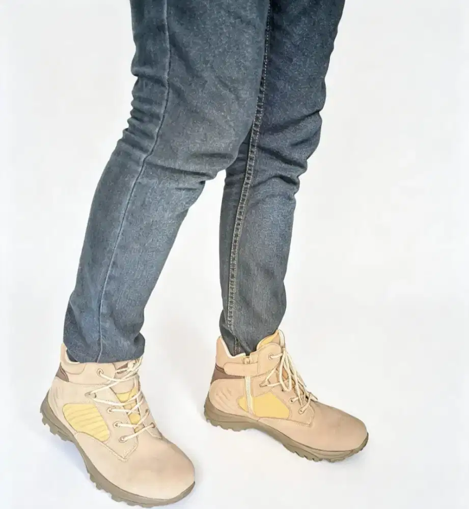 Sepatu fashion pria