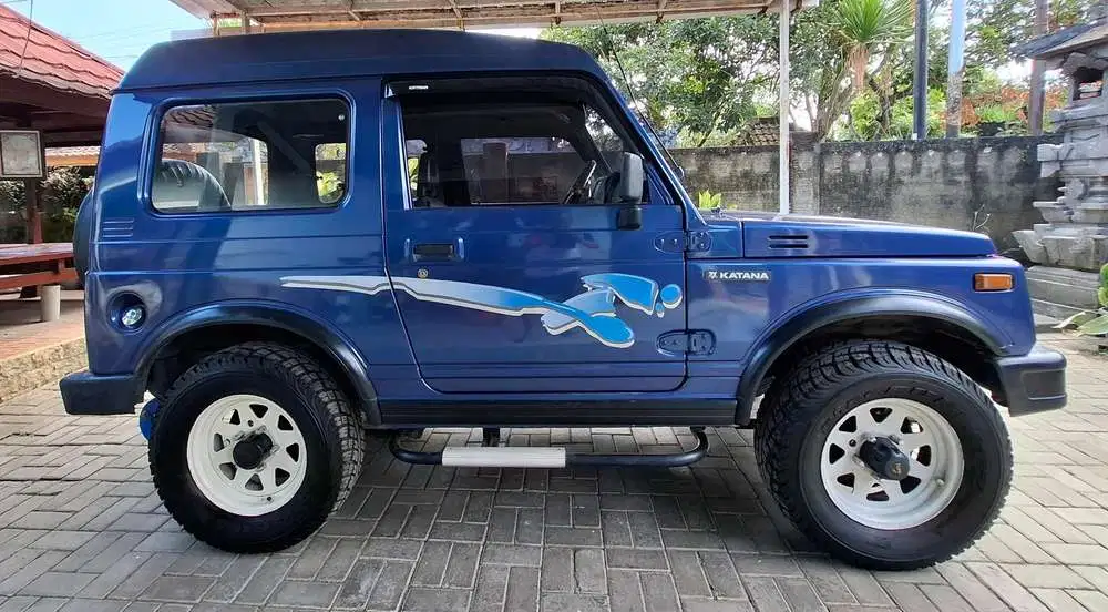 Suzuki Jimny 2003 Bensin