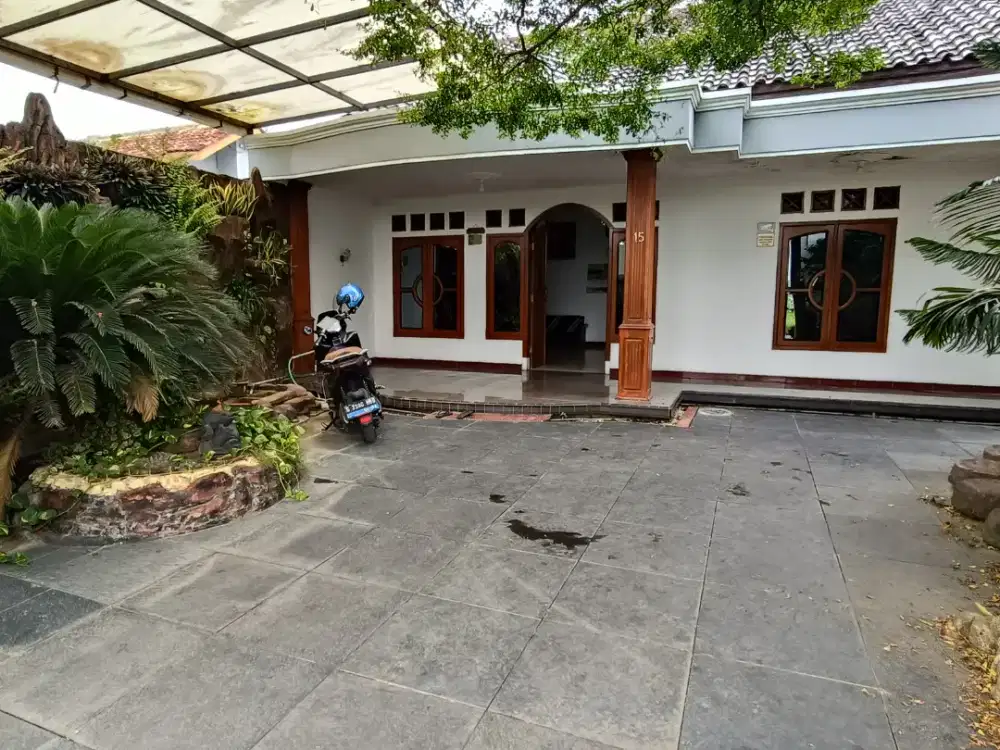 Dijual Rumah Asri Adem dan Nyaman