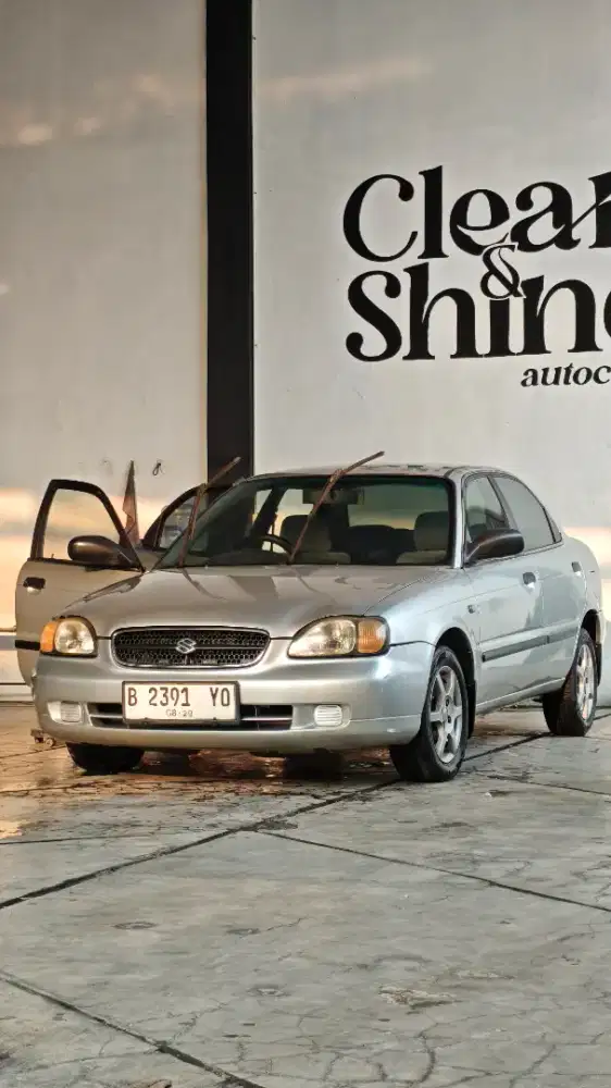 Suzuki Baleno 2000