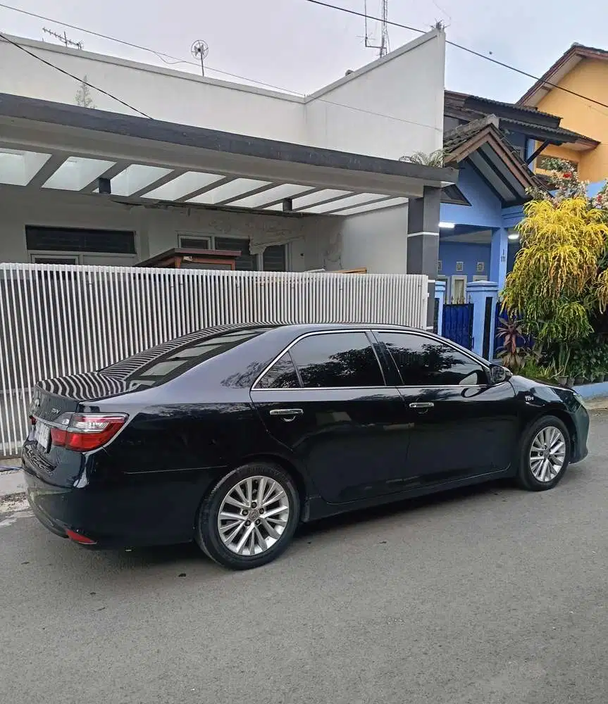 Toyota Camry 2015 Bensin