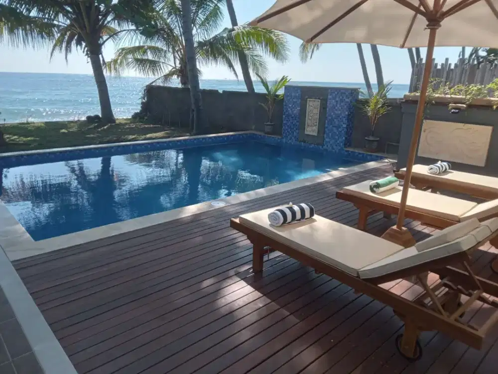 LONG LEASE BEACHFRONT VILLA IN TEJAKULA