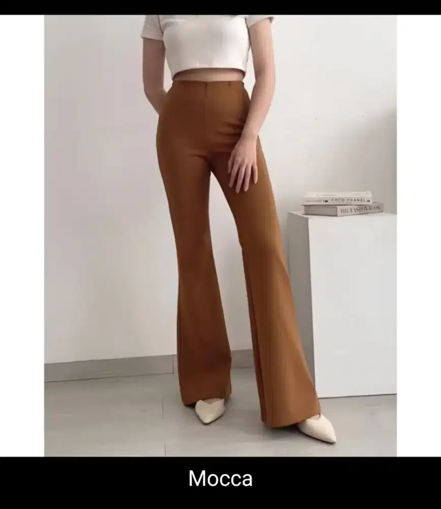 Celana olahraga wanita