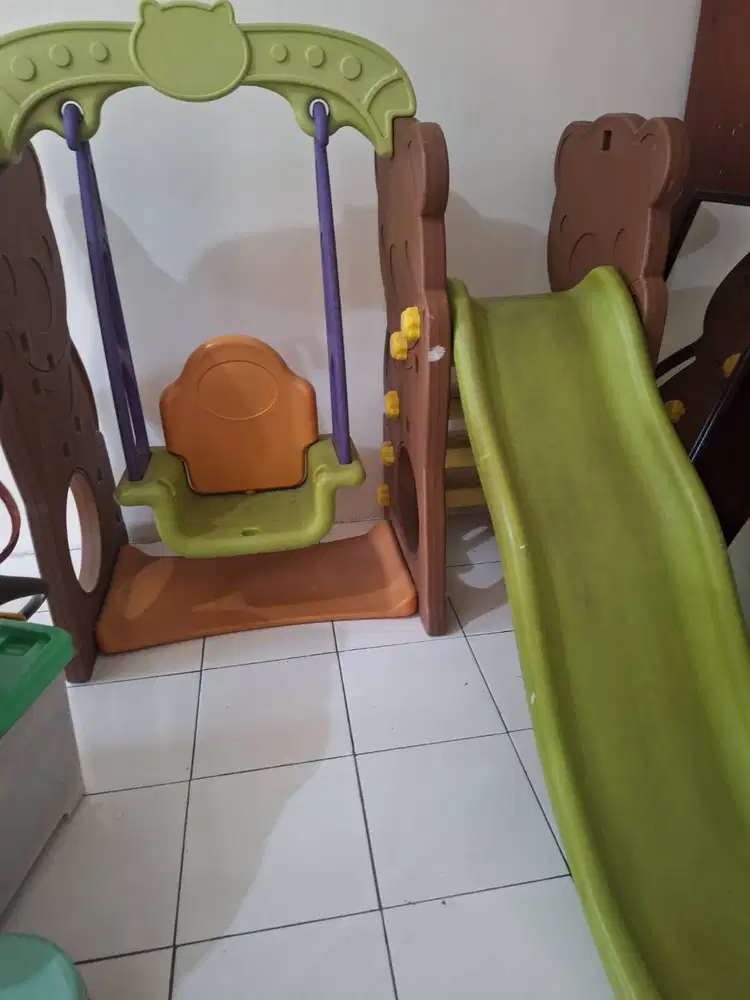 Preloved Perosotan ayunan anak