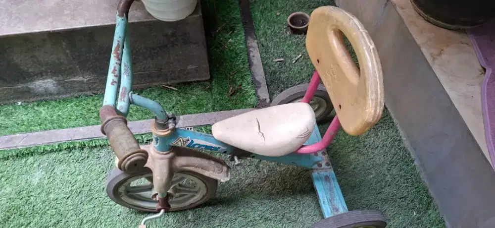 Sepeda anak bekas pakai kondisi baik