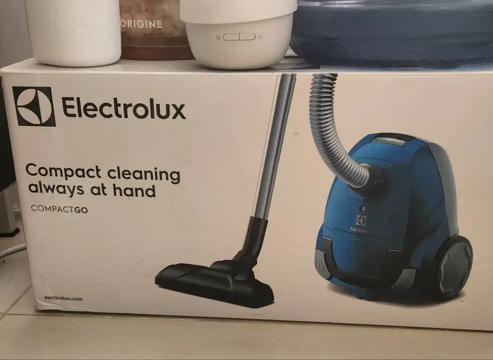 Jual Electrolux CompactGo vacuum cleaner Z1220