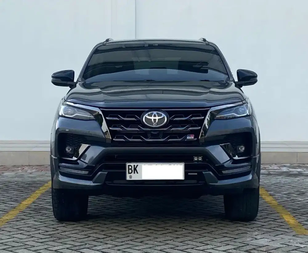 TOYOTA FORTUNER 2.8 VRZ GR SPORT TURBO DIESEL 4X2 AT 2023 KM 65.196