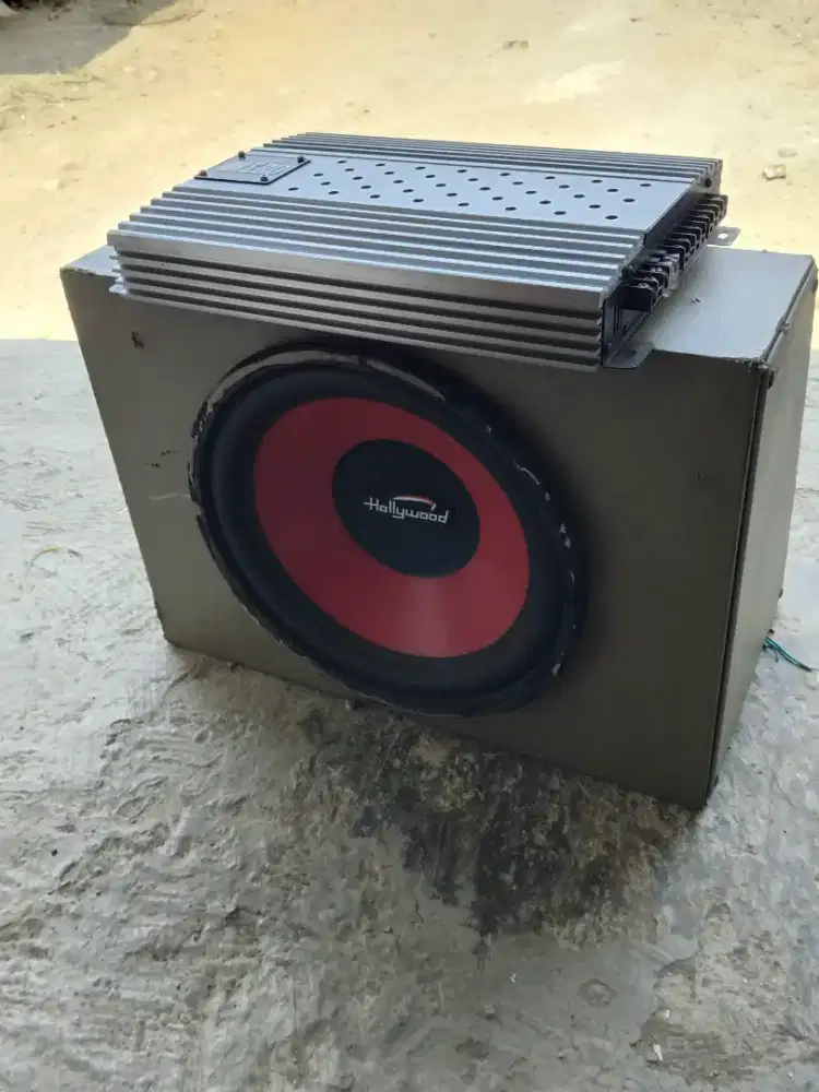 Bass box dan amplifier