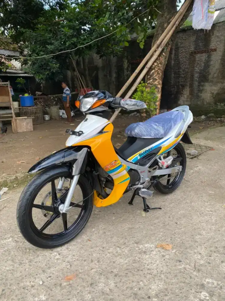 Suzuki Satria Lumba Restorasi Hiu