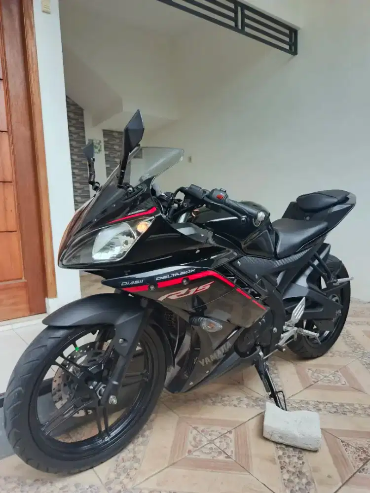 Yamaha R 15 V2 th 2016 std yamaha kunci 2 low km jarang pakai