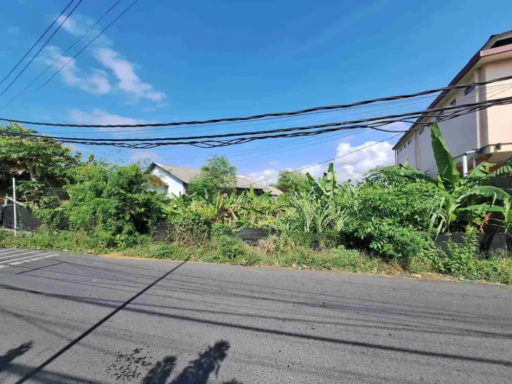Di kontrakan tanah jalan utama Tukad Nyali , Sanur , Denpasar , Bali