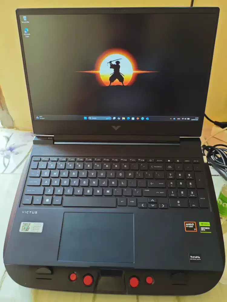 HP VICTUS 15 / RAM 24 GB / RTX 4060